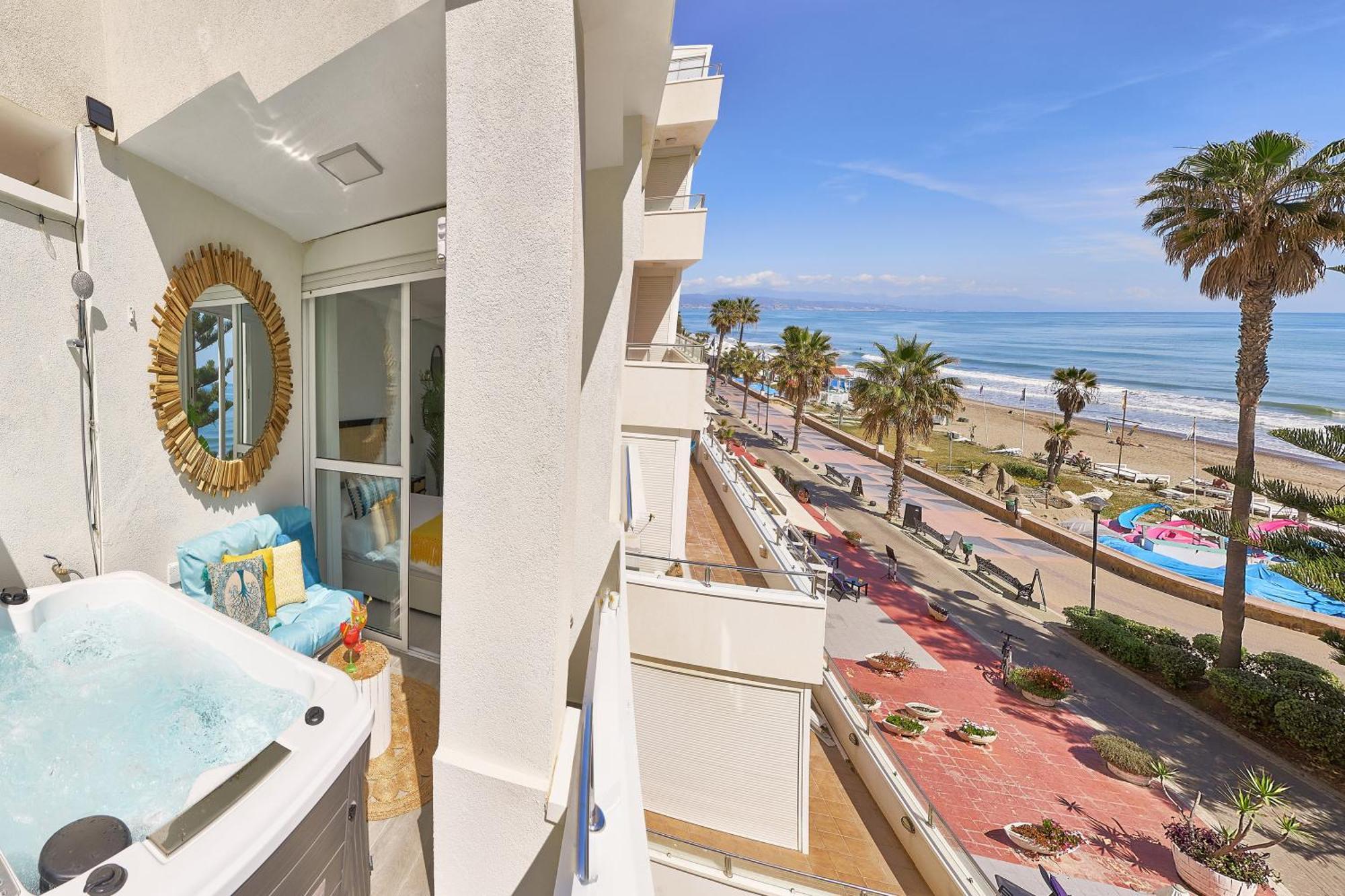 Suite Roca Chica Torremolinos Exterior foto